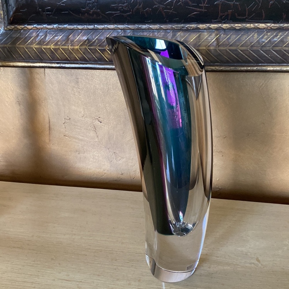Beautiful Kosta Boda free blown glass vase